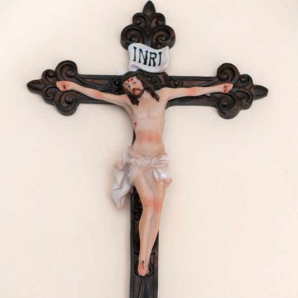 Jesus Christ 15" Wall Mounted INRI Jesus Christ Crucifix Catholic Cross - Picture 1 of 6
